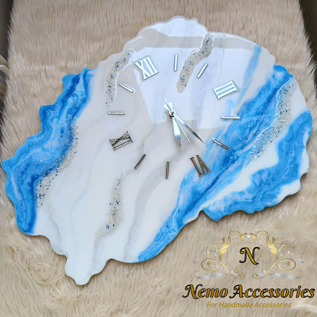 ساعة هاندميد من الريزن