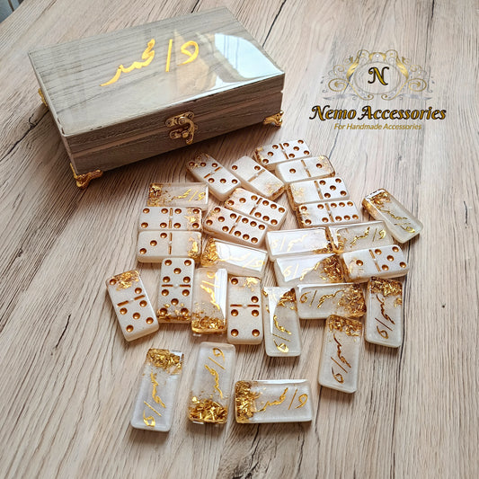 resin dominos
