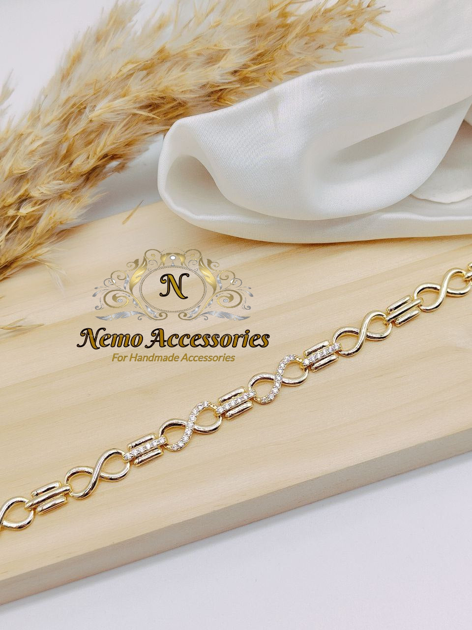 gold - plated chain bracelet